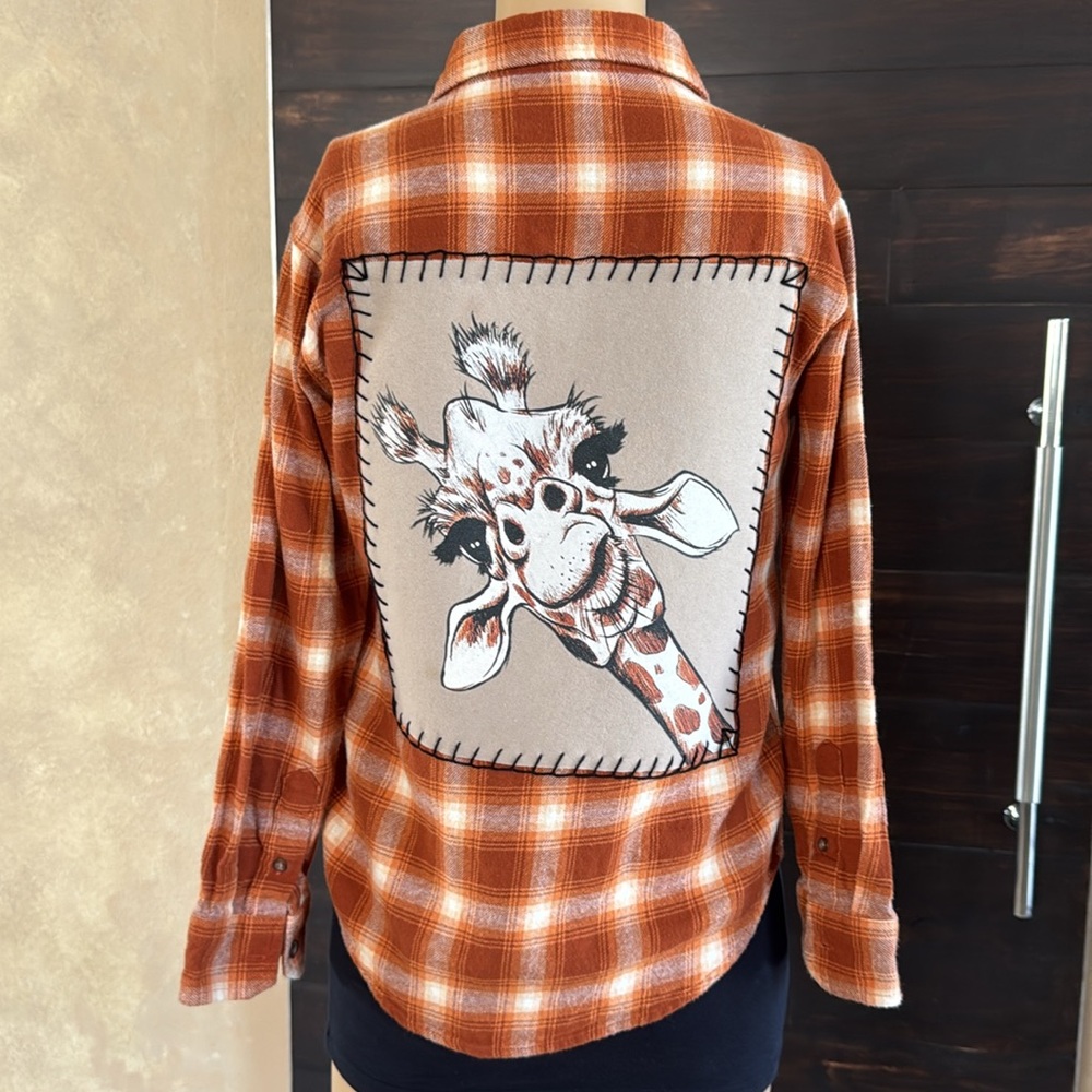 Giraffe Plaid Flannel Shacket Size 10/12 Kid's Large
